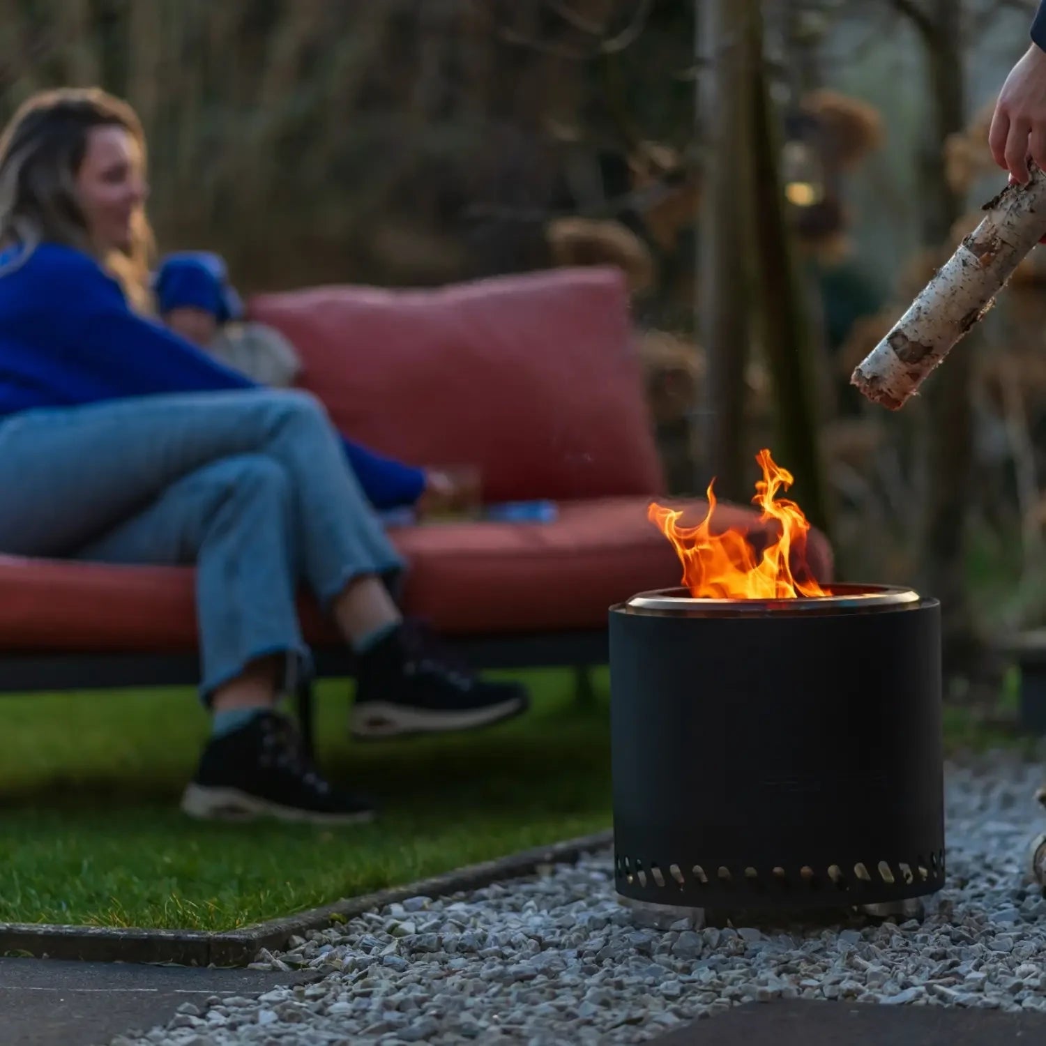 Volcano Pellet Fire Pit Large – Matte Black