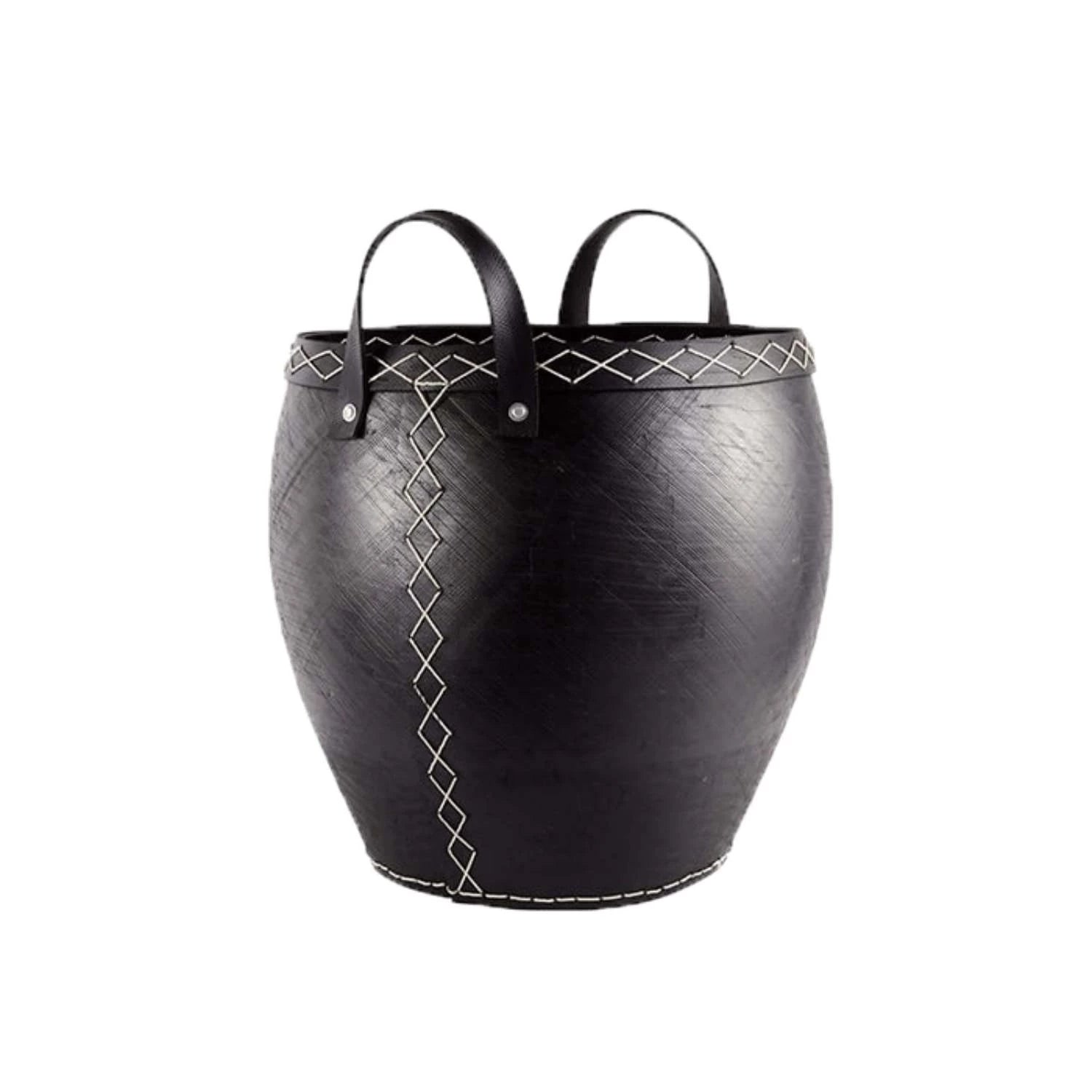 Log basket, rubber with X-stitching