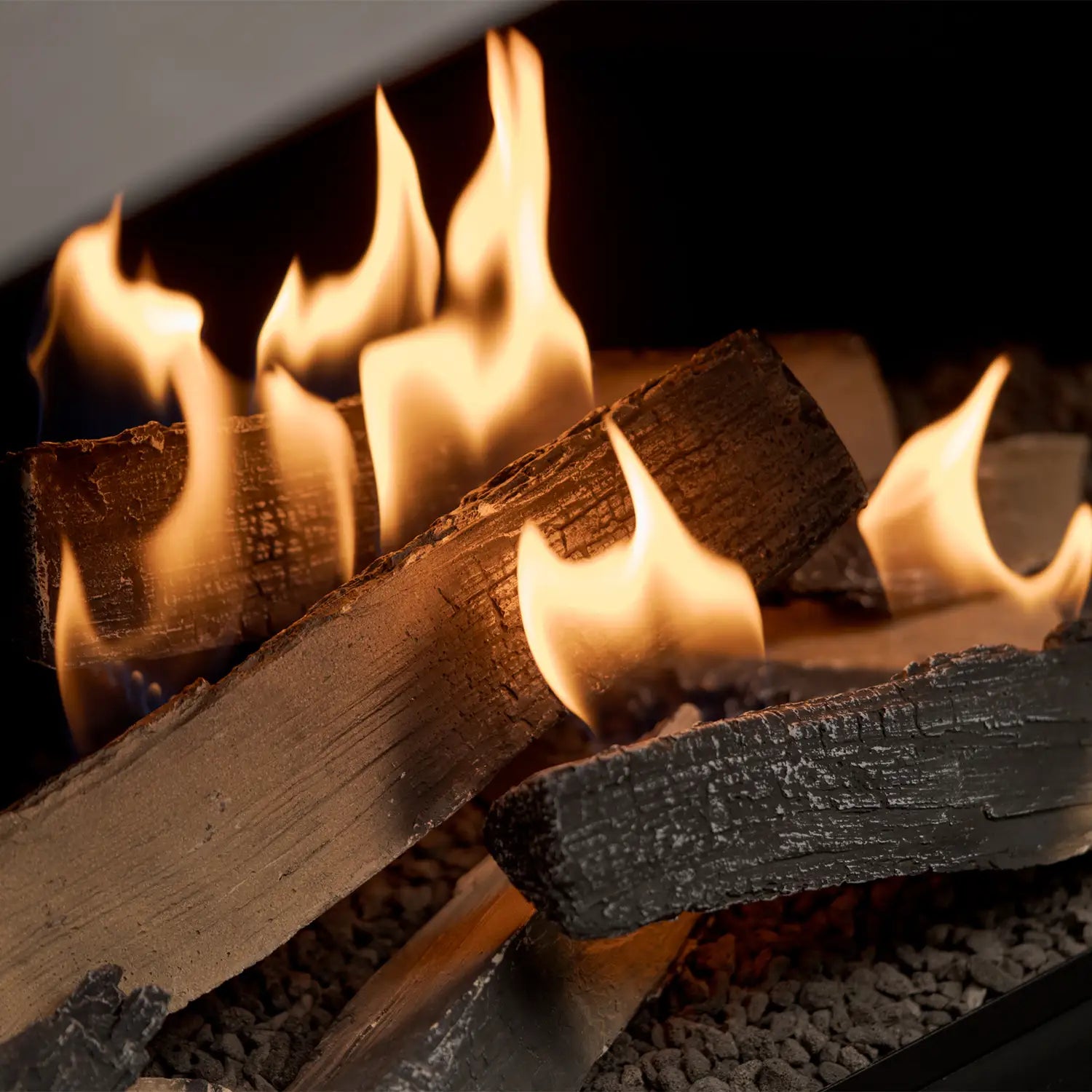 ONI Flogs – Deckenmontierter Bioethanol-Kamin