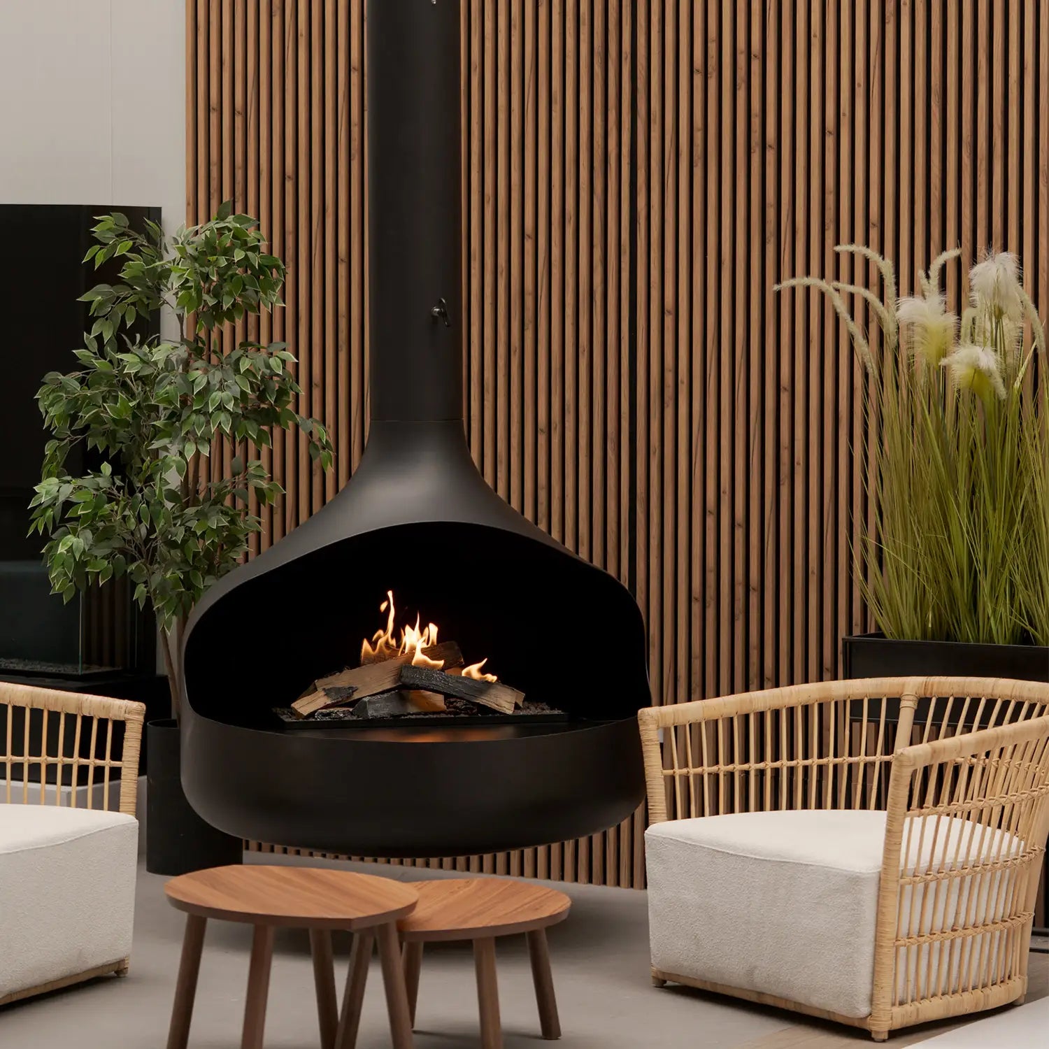 ONI Flogs – Deckenmontierter Bioethanol-Kamin