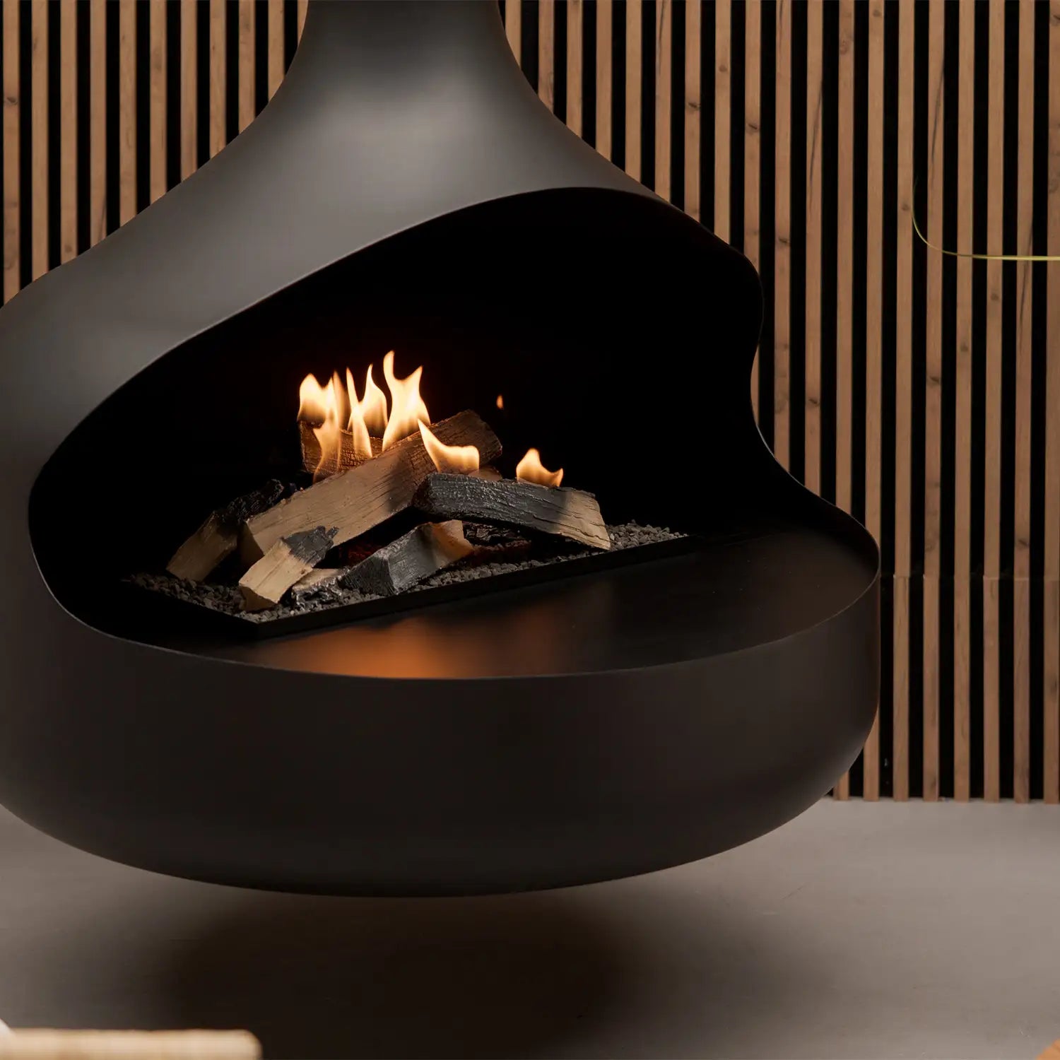 ONI Flogs – Deckenmontierter Bioethanol-Kamin