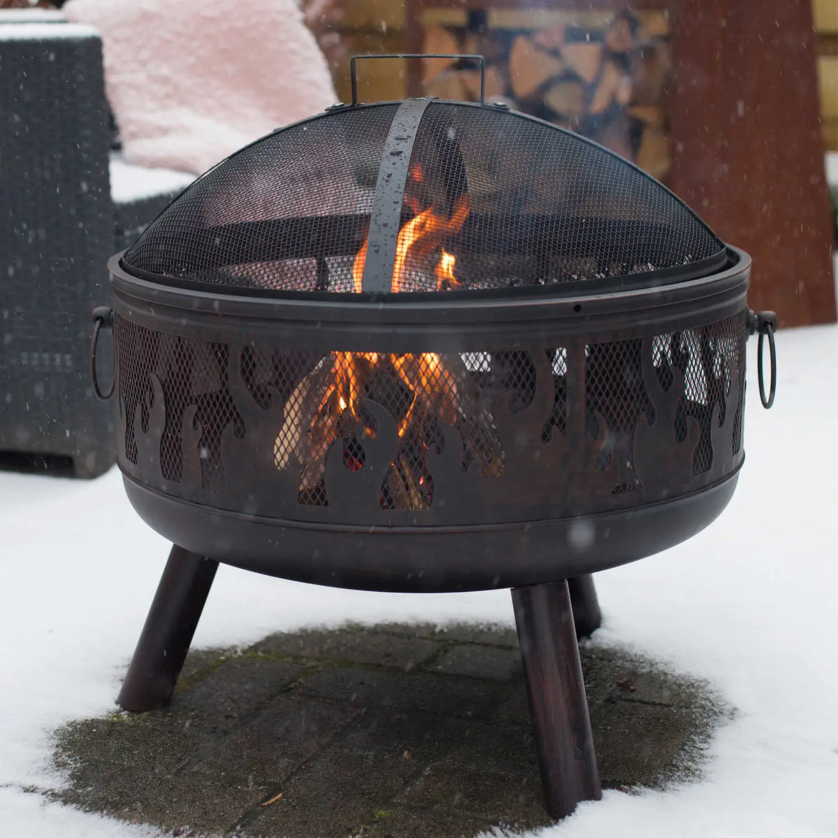 Blazer Feuerstelle mit Grill