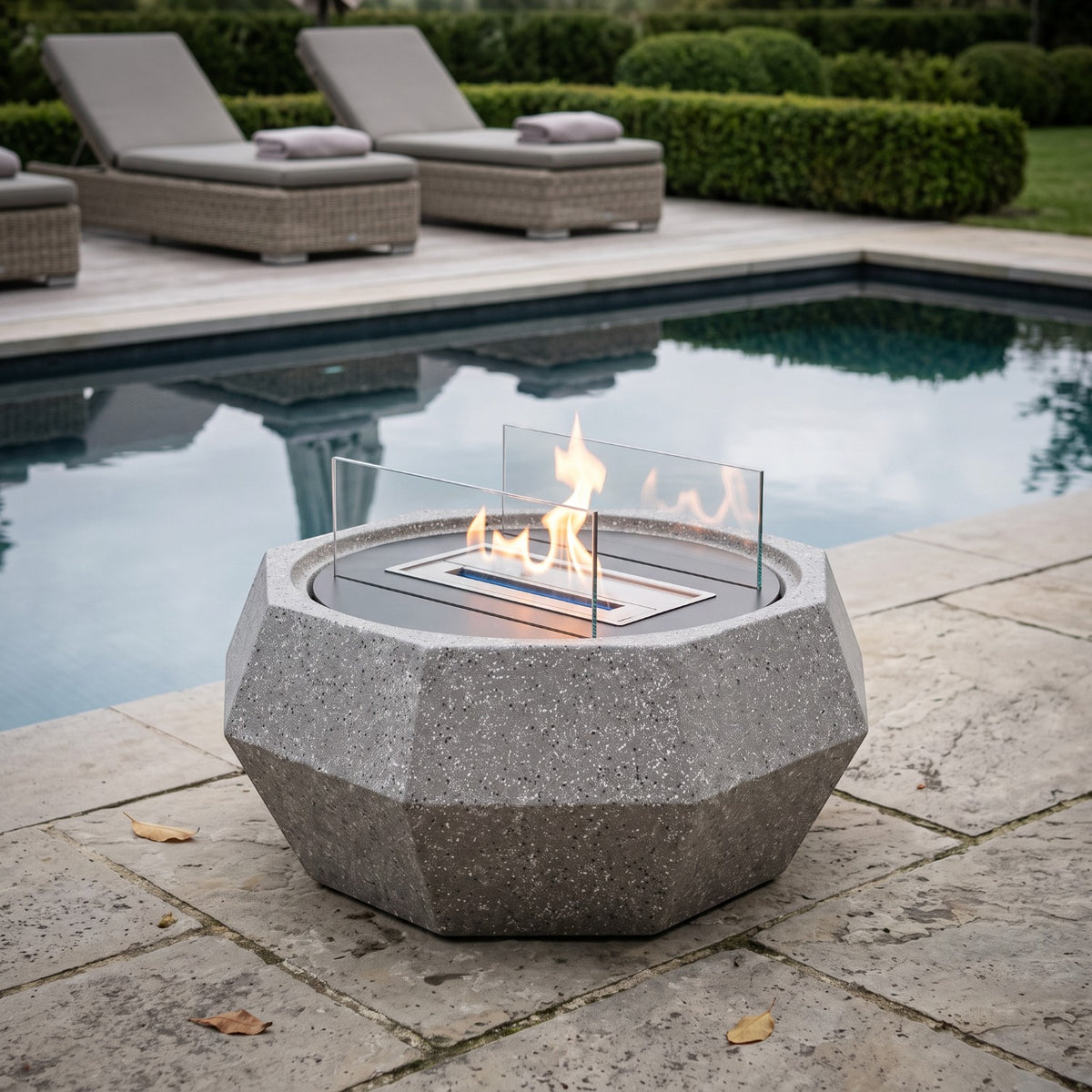 NOVA – Granitgrau – Outdoor-Bioethanol-Kamin