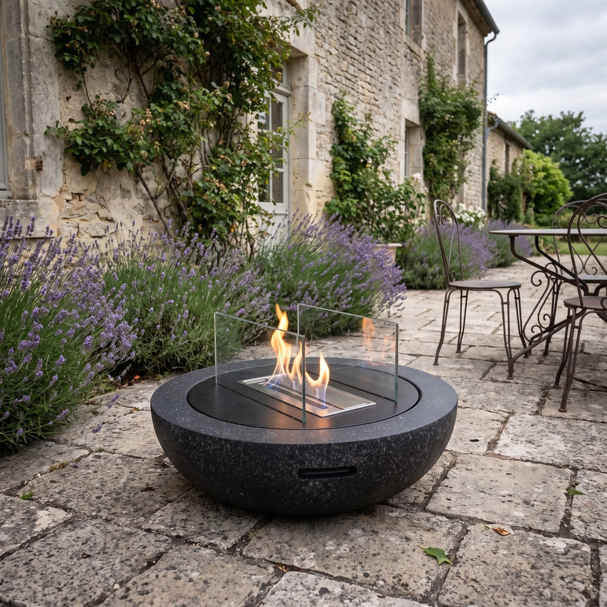 LUMA – Granitschwarz – Outdoor-Bioethanol-Kamin