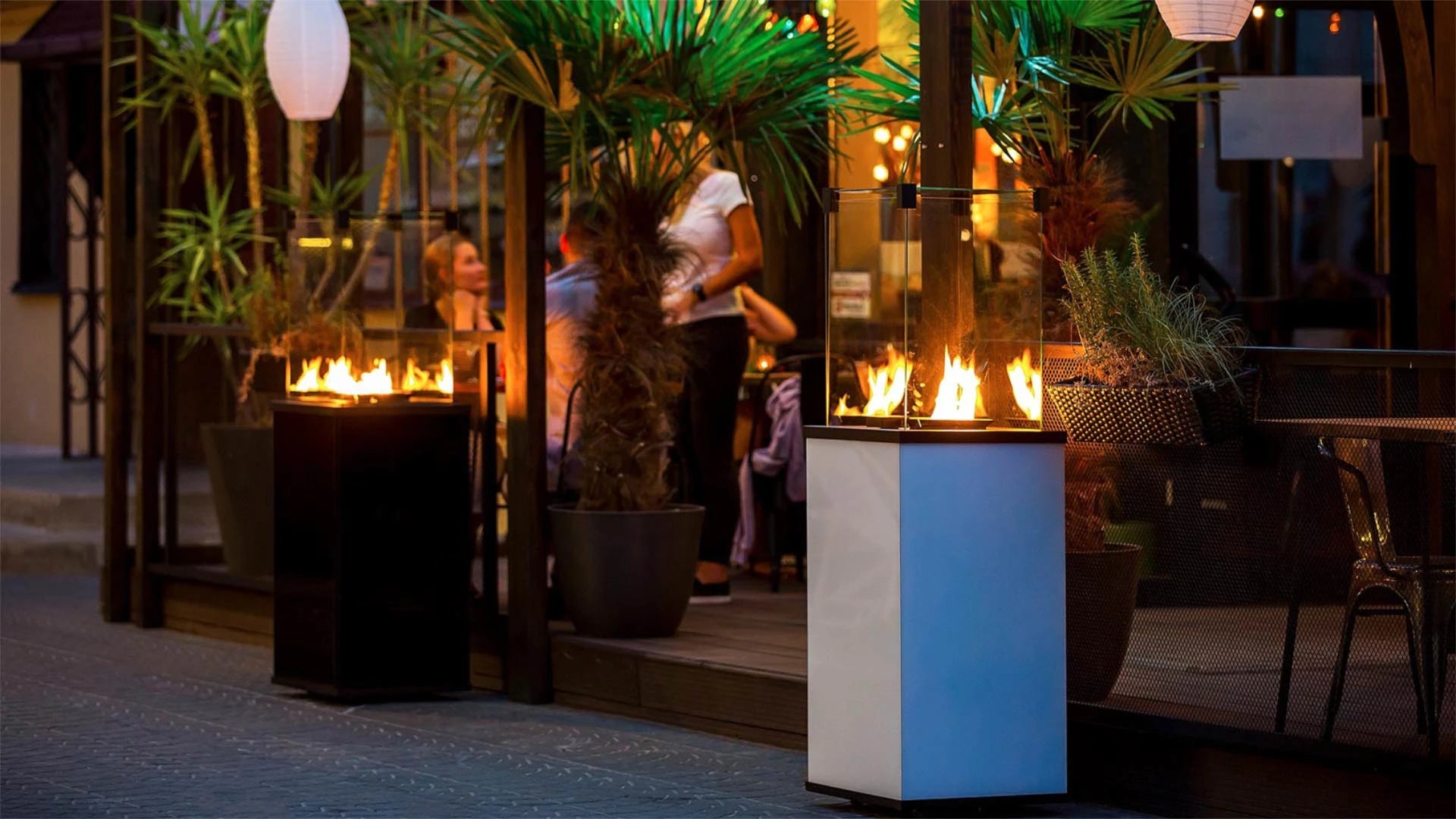 Deluxe Patio Gas-Außenkamin - weiß