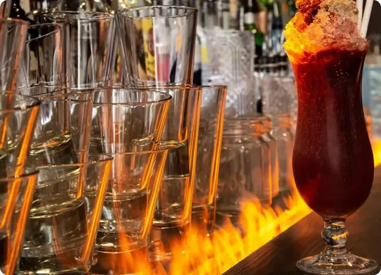 Wasserdampf-Brenner in einer Bar