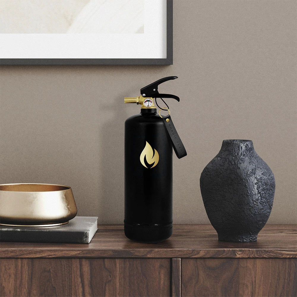 Black Fire Extinguisher 2 kg - Gold Emblem