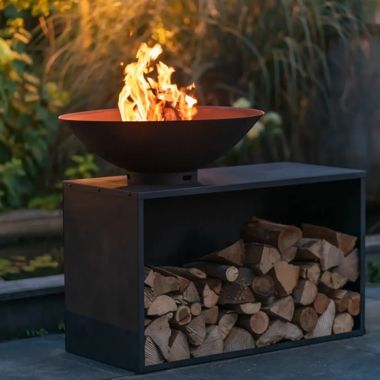 Onyx Tisch mit Grill